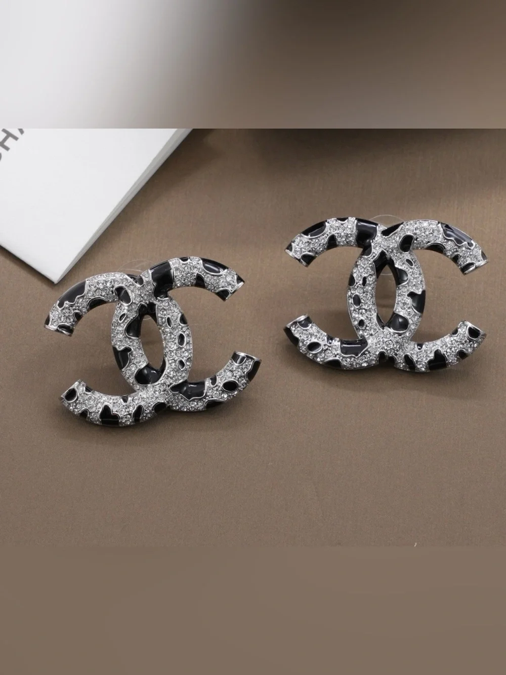 Metiers D’Art Logo 2026 Leopard Pattern Resin and Crystal Earrings